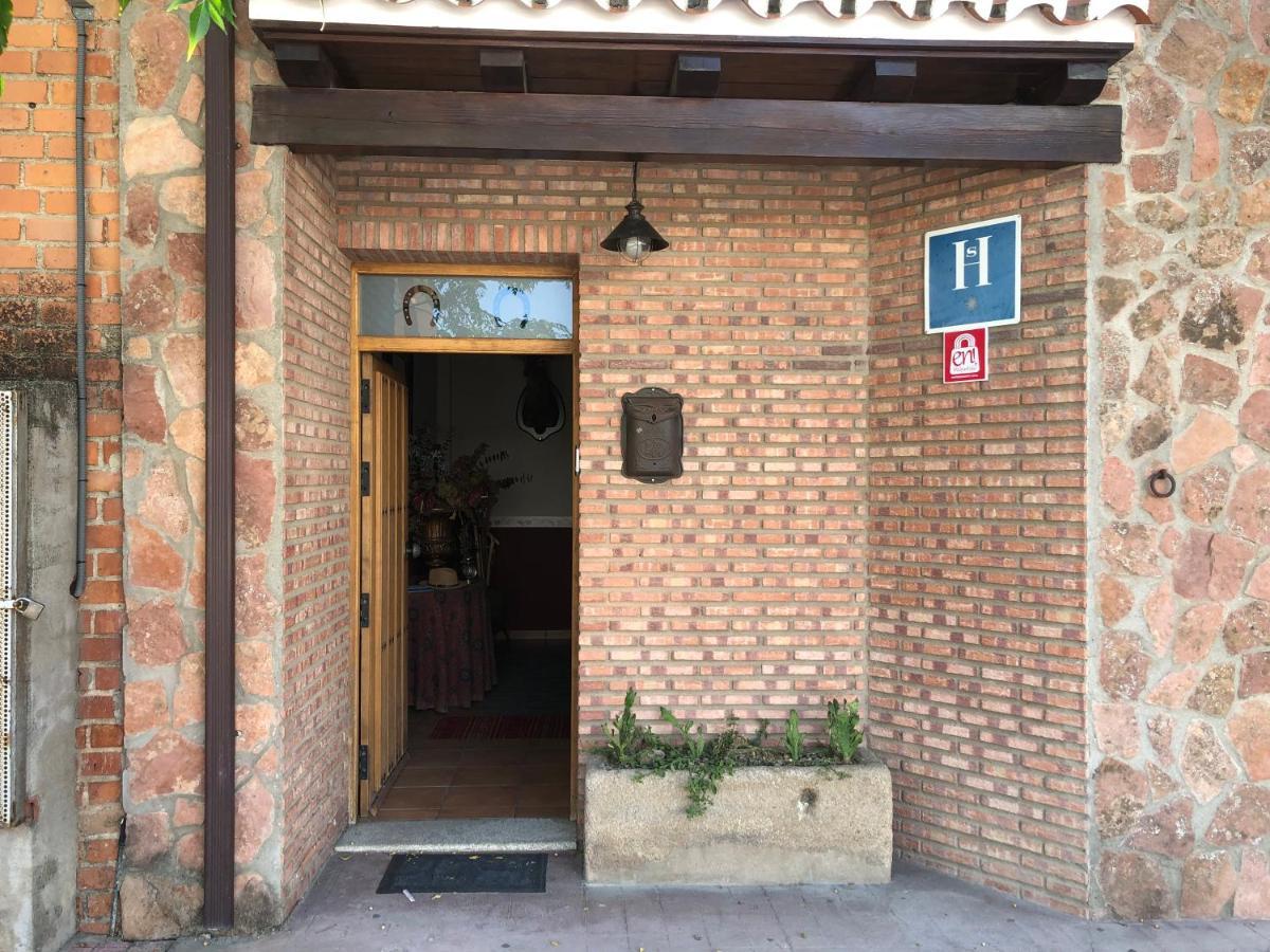 Hostal La Caballeriza Malpartida de Cáceres Eksteriør billede